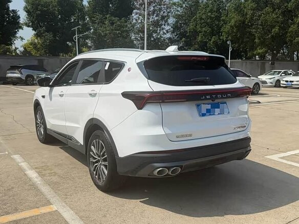 2022 Jetour X70+ I, белый, 1170000 рублей - вид 5