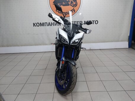 2016 Yamaha MT-09 Tracer (FJ-09), серый, 849000 рублей, вид 3