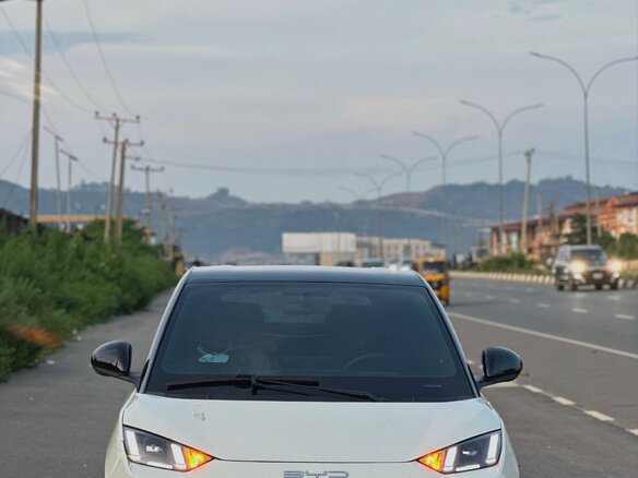2025 BYD Seagull 38.88 kWh I, белый, 1500000 рублей - вид 2