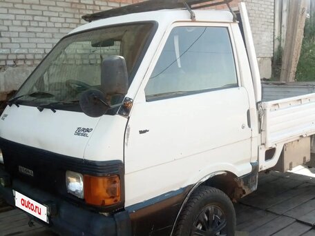 1991 Mazda Bongo, белый, 550000 рублей, вид 4