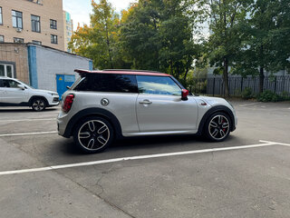 2019 Mini Hatch JCW III (F55/F56) Рестайлинг, серебристый, 3620000 рублей, вид 4