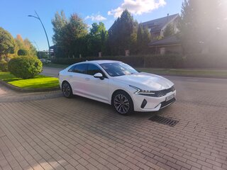 2020 Kia K5 III, белый, 2700000 рублей, вид 3