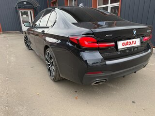 2021 BMW 5 серии 520d xDrive VII (G30/G31/G38) Рестайлинг, чёрный, 4300000 рублей, вид 5