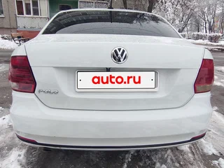 2019 Volkswagen Polo V Рестайлинг, белый, 999000 рублей, вид 3