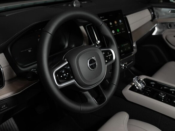 2025 Volvo XC90 B6 II Рестайлинг 2, белый - вид 6