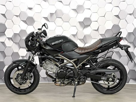 2023 Suzuki SV 650, чёрный, 677000 рублей, вид 4