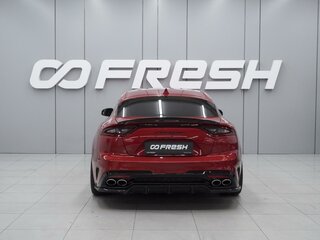 2019 Kia Stinger I, красный, 3339000 рублей, вид 4
