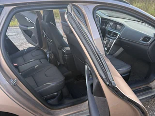 2015 Volvo V40 Cross Country I, золотистый, 1550000 рублей, вид 2