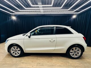 2012 Audi A1 I (8X), белый, 959000 рублей, вид 3