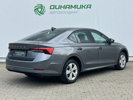 2020 Skoda Octavia IV (A8), серый, 1780000 рублей, вид 5