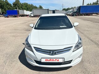 2016 Hyundai Solaris I Рестайлинг, белый, 900000 рублей, вид 1