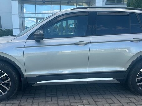 2020 Volkswagen Tiguan II, серый, 2460000 рублей, вид 3