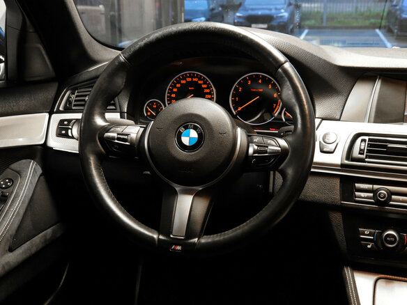2014 BMW 5 серии 520i VI (F10/F11/F07) Рестайлинг, чёрный, 2227500 рублей - вид 12
