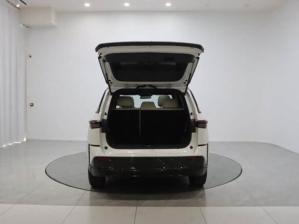 2026 Toyota bZ3X 50 kWh, белый, 2095111 рублей - вид 9