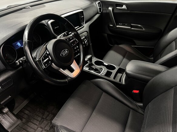 2019 Kia Sportage IV Рестайлинг, серебристый, 2192000 рублей - вид 7