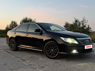 2012 Toyota Camry VII (XV50), чёрный, 1745000 рублей, вид 3