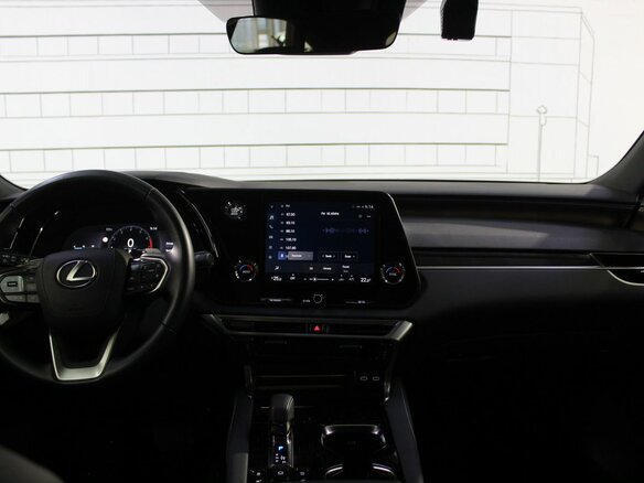 2025 Lexus RX 300 V, чёрный, 7150000 рублей - вид 2
