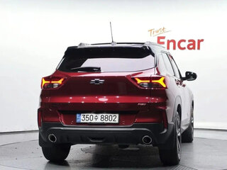 2023 Chevrolet TrailBlazer III Рестайлинг, красный, 1333000 рублей, вид 4