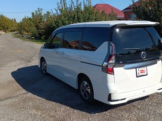 2020 Nissan Serena V (C27) Рестайлинг, белый, 2250000 рублей, вид 5