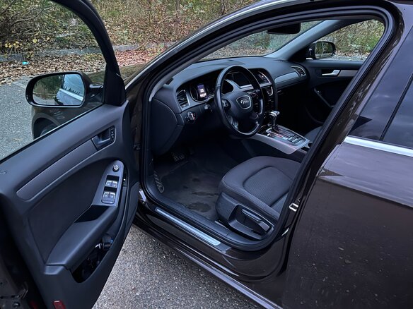 2012 Audi A4 IV (B8) Рестайлинг, коричневый, 1200000 рублей - вид 13