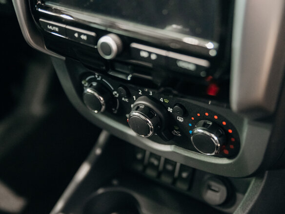 2026 Lada (ВАЗ) Largus Cross I Рестайлинг, белый - вид 23