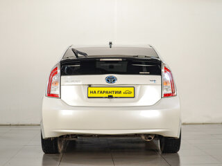 2015 Toyota Prius III Рестайлинг (XW30), белый, 1499000 рублей, вид 5