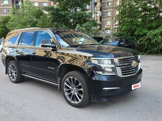 2016 Chevrolet Tahoe IV, чёрный, 3550000 рублей, вид 2