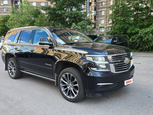 2016 Chevrolet Tahoe IV, чёрный, 3350000 рублей - вид 1