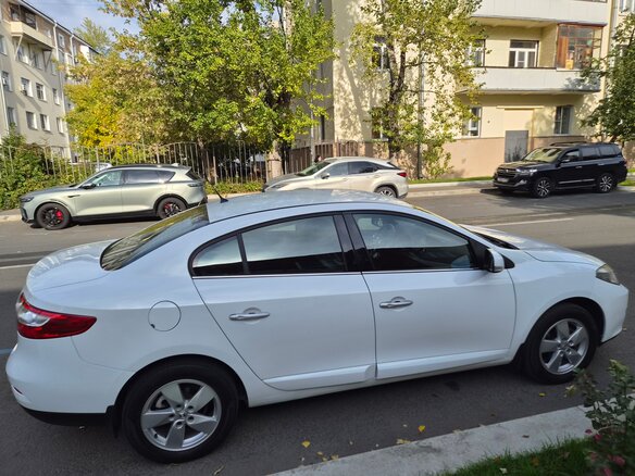 2012 Renault Fluence I, белый, 850000 рублей - вид 6