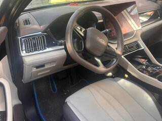2025 BYD Song Plus EV 87.04 kWh I Рестайлинг, серый, 4399000 рублей, вид 4