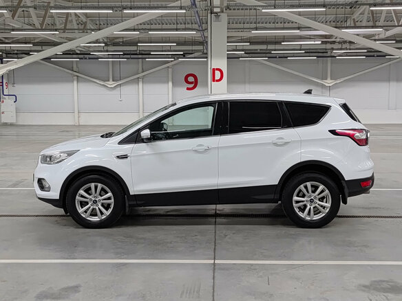 2018 Ford Kuga II Рестайлинг, белый, 1670000 рублей - вид 7