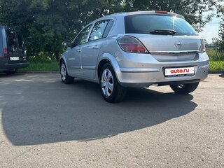 2008 Opel Astra H Рестайлинг, серебристый, 330000 рублей, вид 4