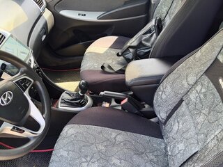 2013 Hyundai Solaris I, фиолетовый, 400000 рублей, вид 4