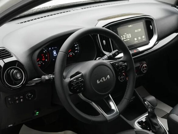 2023 Kia KX1, белый, 1350000 рублей - вид 13