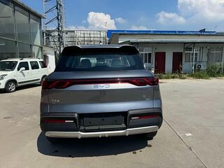 2026 BYD Yuan Up 45.12 kWh, серый, 1927055 рублей, вид 5