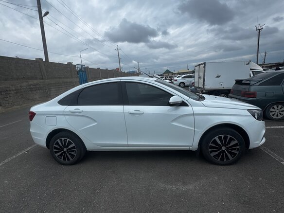 2021 Lada (ВАЗ) Vesta I, белый, 930000 рублей - вид 5