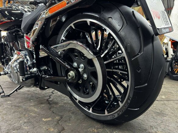 2023 Harley-Davidson Breakout, чёрный, 2310000 рублей - вид 26