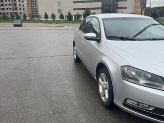 2011 Volkswagen Passat B7, серебристый, 900000 рублей, вид 2