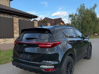 2022 Kia Sportage IV Рестайлинг, чёрный, 2400000 рублей, вид 3