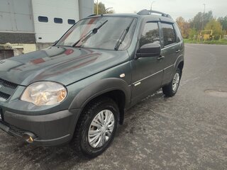 2012 Chevrolet Niva I Рестайлинг, серый, 390000 рублей, вид 5