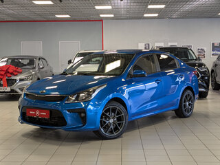 2020 Kia Rio IV, синий, 1484500 рублей, вид 4