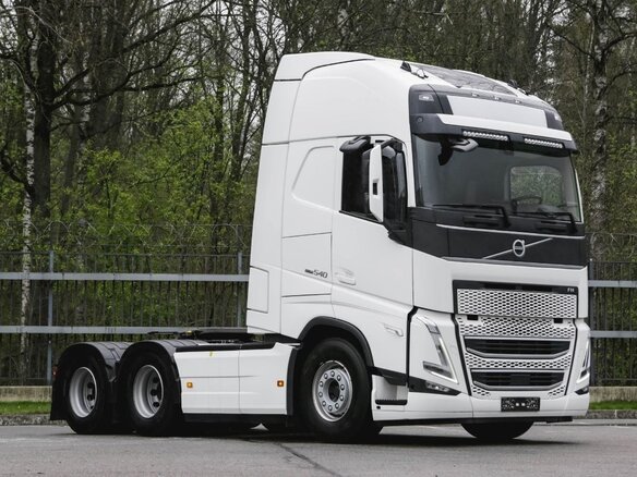 2023 Volvo FH, белый, 17100000 рублей - вид 4