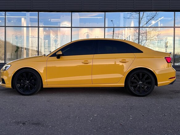 2019 Audi A3 III (8V) Рестайлинг, жёлтый, 1675000 рублей - вид 2