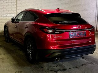 2023 Mazda CX-4 I Рестайлинг, красный, 2649000 рублей, вид 3