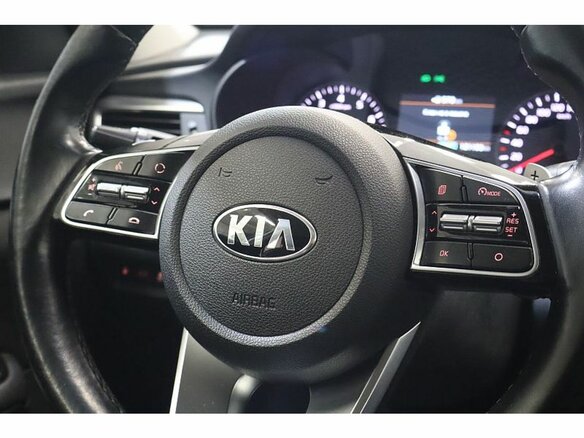 2019 Kia Optima IV Рестайлинг, белый, 2029000 рублей - вид 8