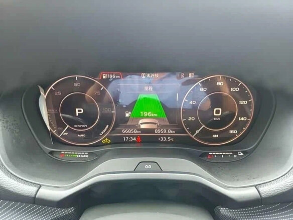 2020 Audi Q2 L e-tron I, чёрный, 1610000 рублей - вид 10