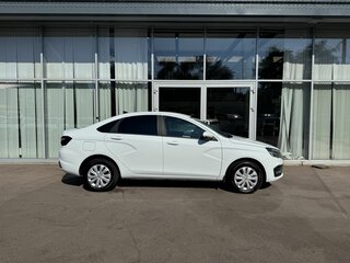2024 Lada (ВАЗ) Vesta I Рестайлинг (NG), белый, 1190000 рублей, вид 4