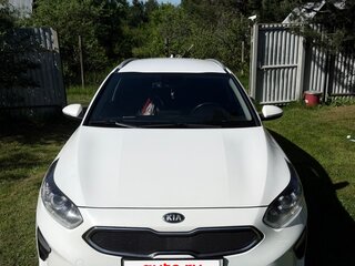 2019 Kia Ceed III, белый, 1890000 рублей, вид 4