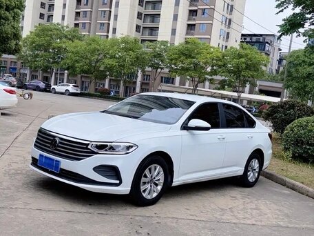 2023 Volkswagen Lavida III Рестайлинг, белый, 1337007 рублей, вид 1
