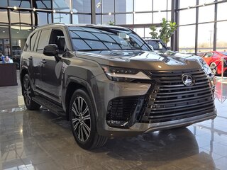 2026 Lexus LX 700h IV, серый, 18641340 рублей, вид 3